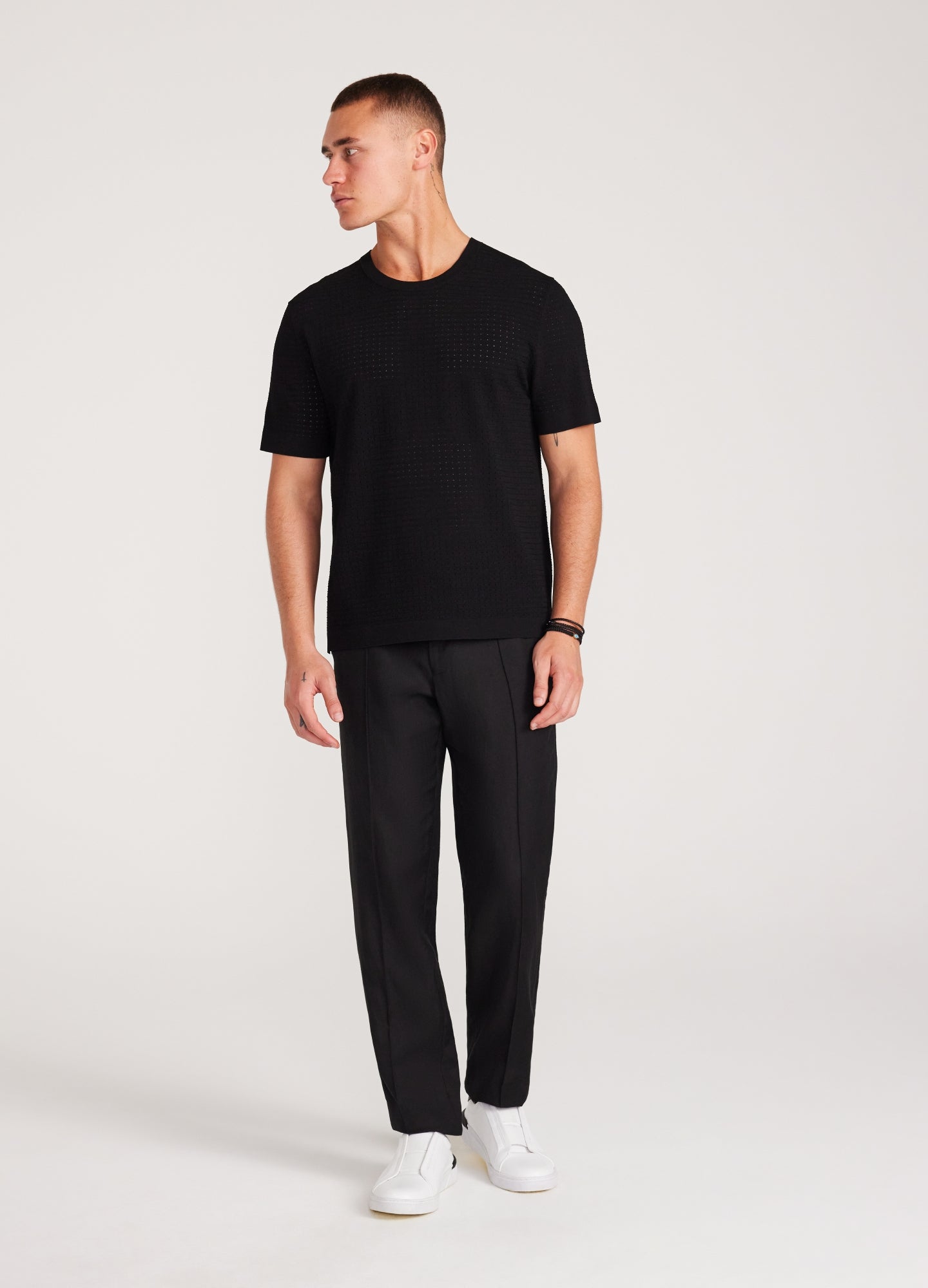 5-952_BLACK_2_desktop_1720136809