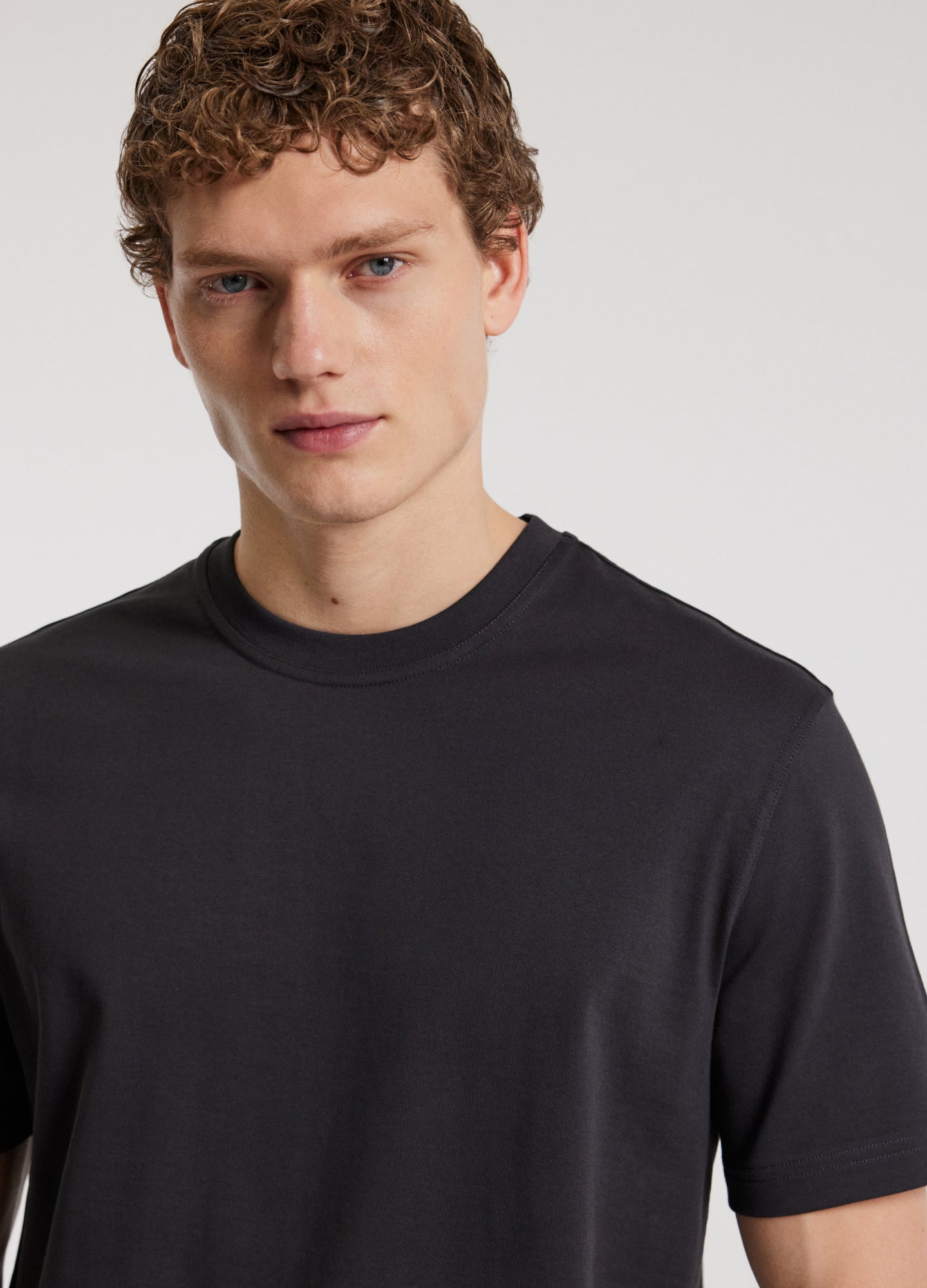 Relaxed Crew T-shirt Iron