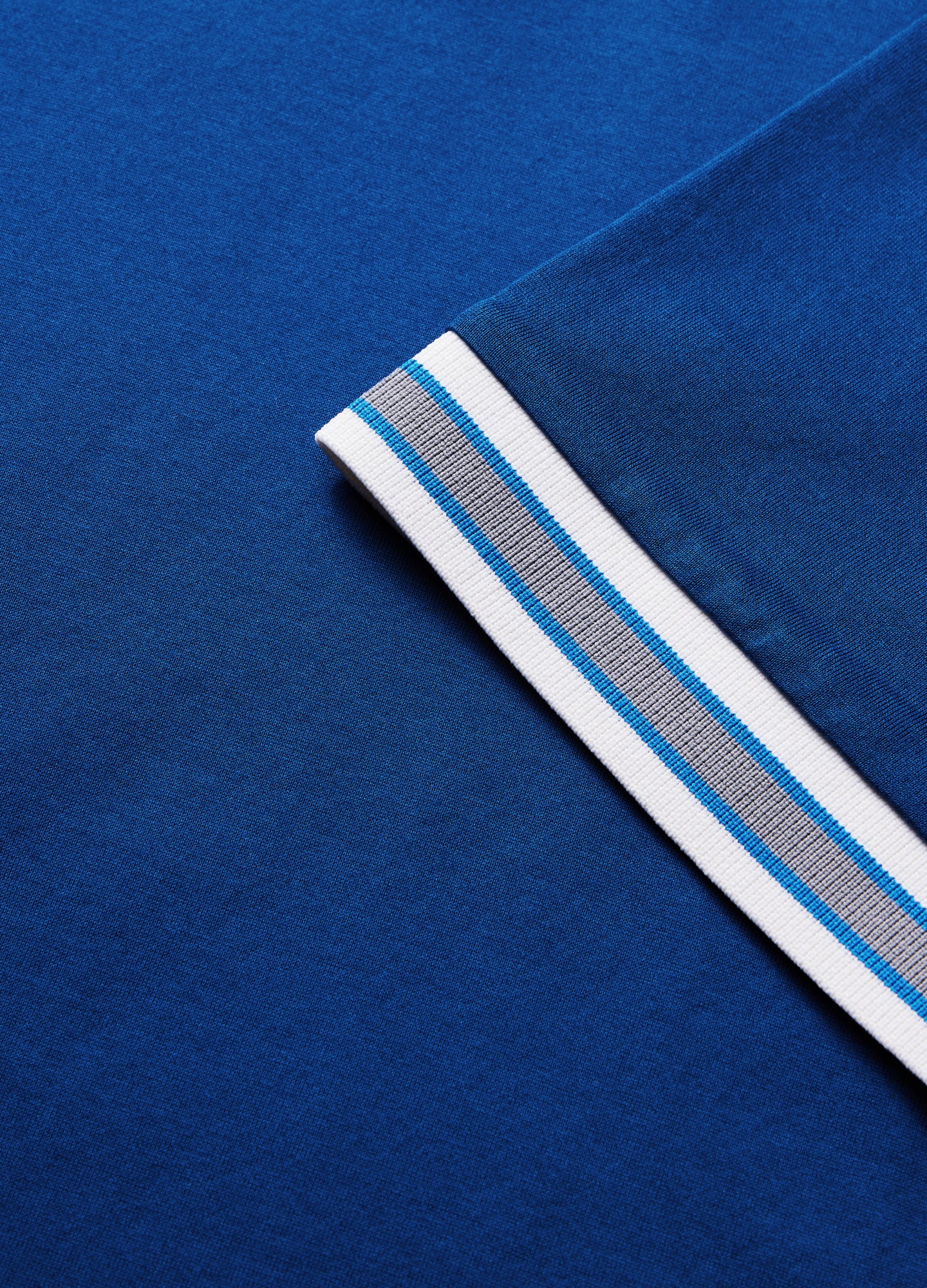 Concealed Trim T-Shirt Cerulean Blue
