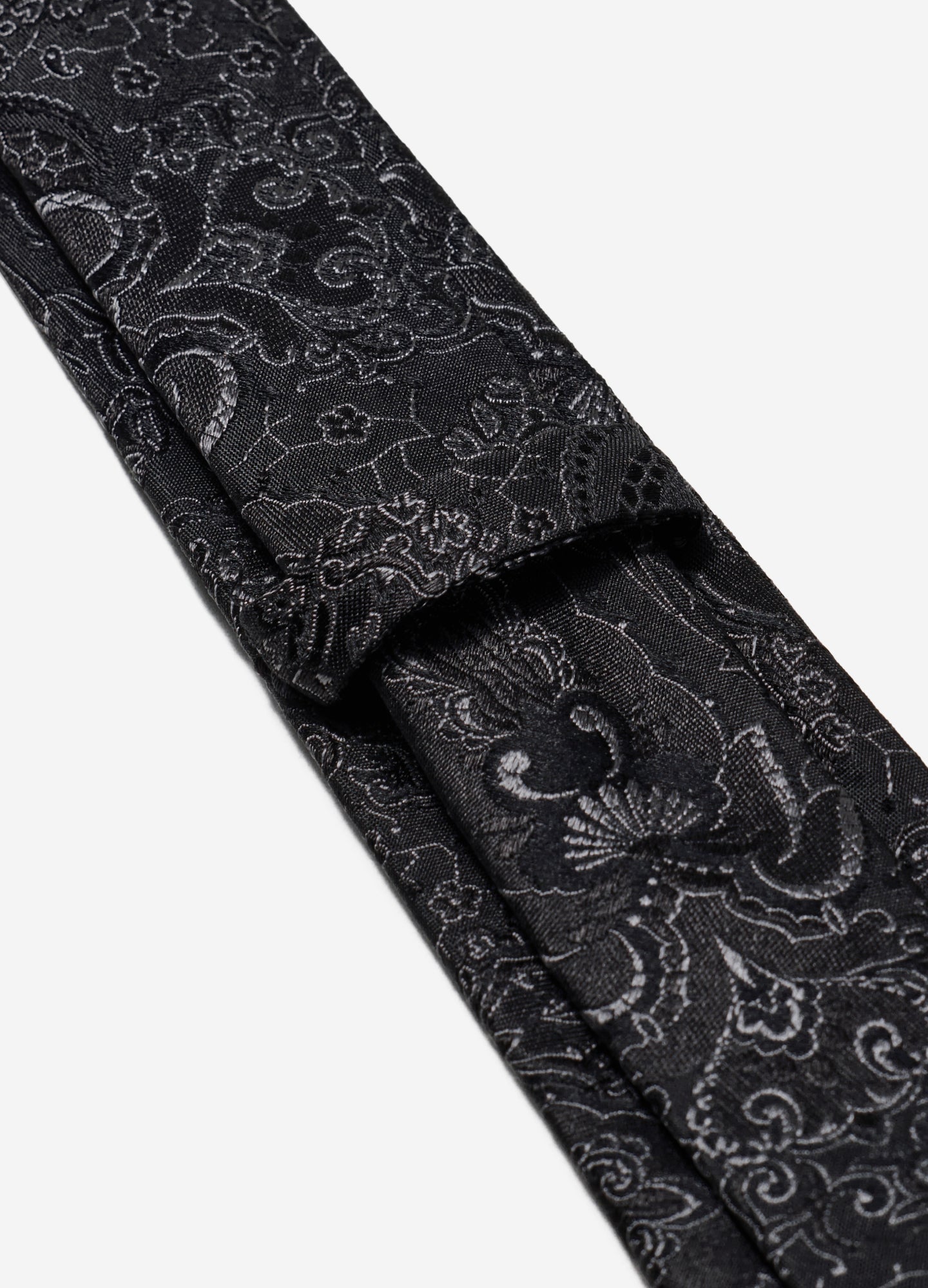 Paisley Jacquard Silk Tie Char Dark