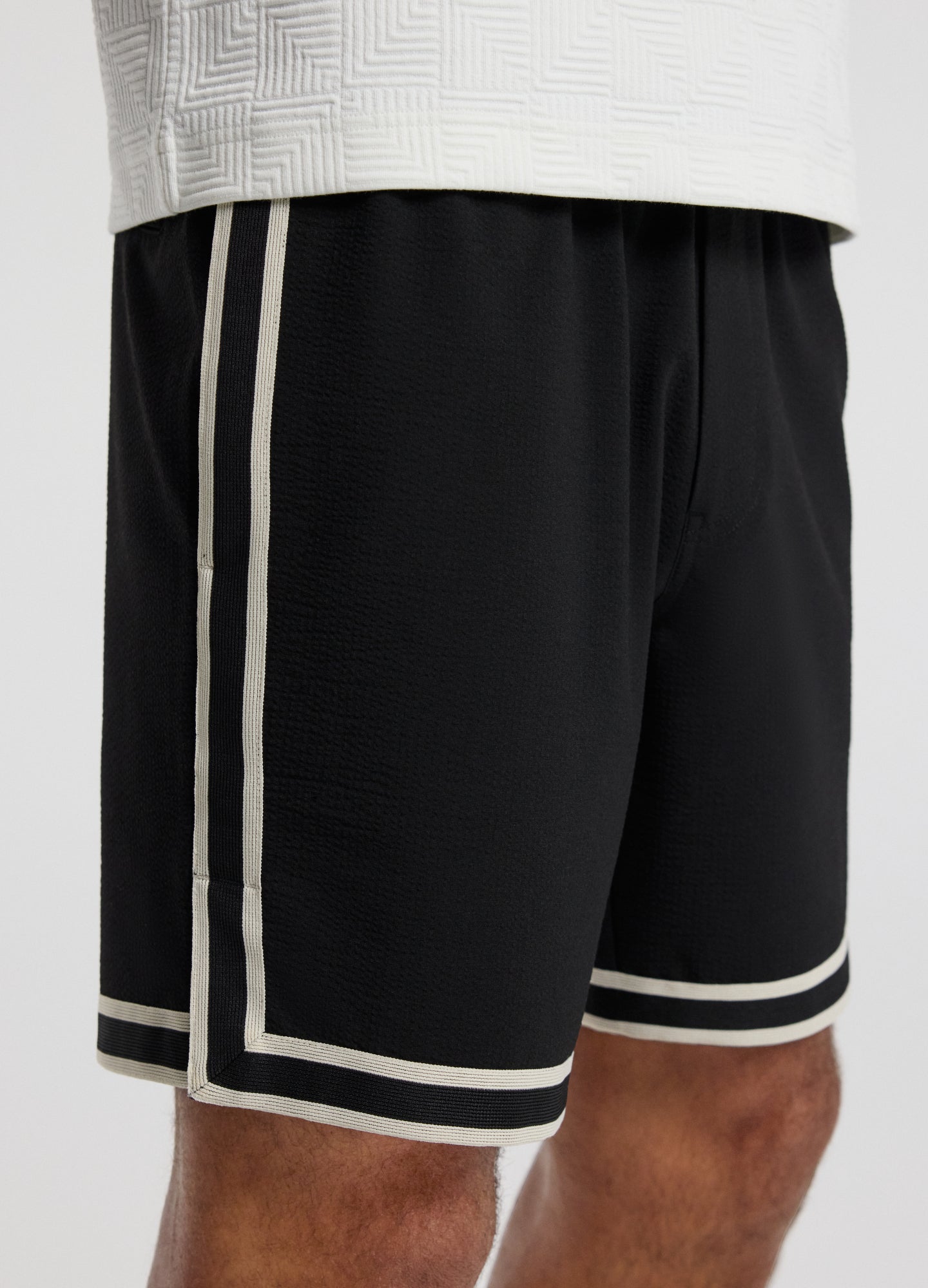 Stripe Trim Textured Shorts Black