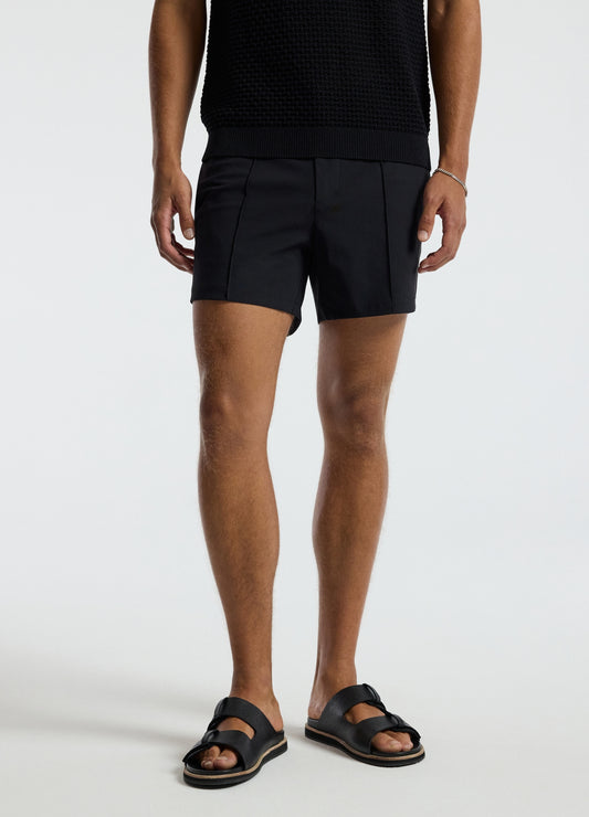 Performance Pintucked Shorts Black