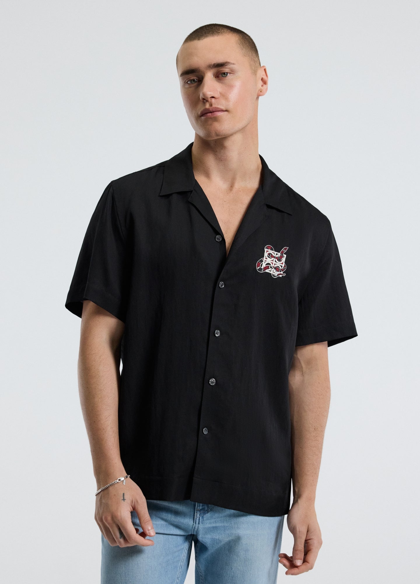 Snake Embroidered Short Sleeve Shirt Black