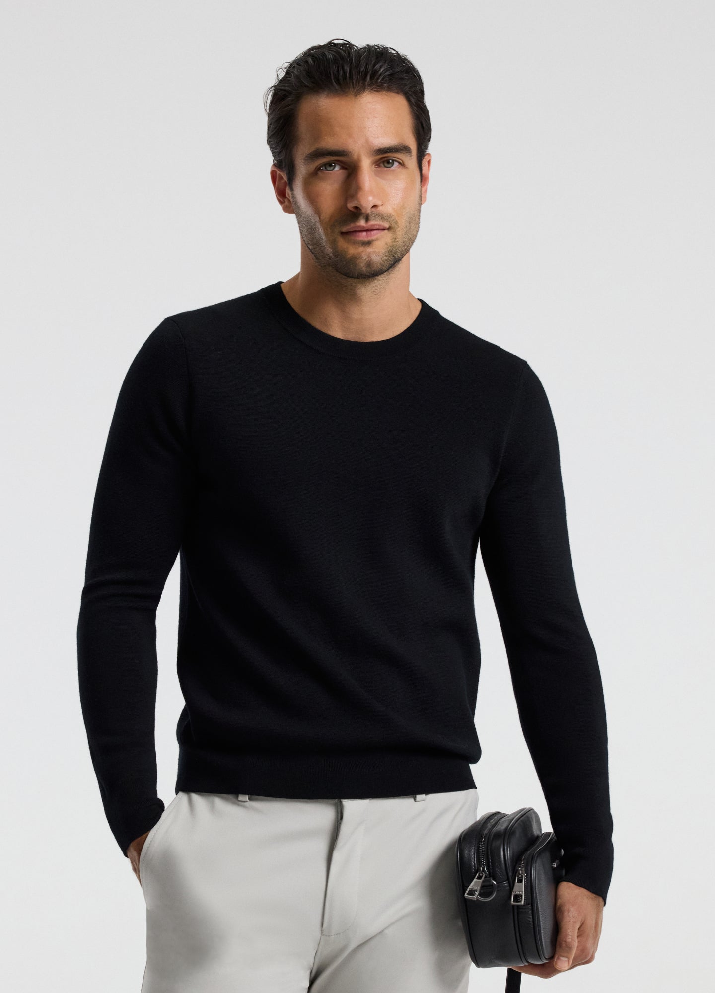 Merino Wool Crew Neck Sweater Black