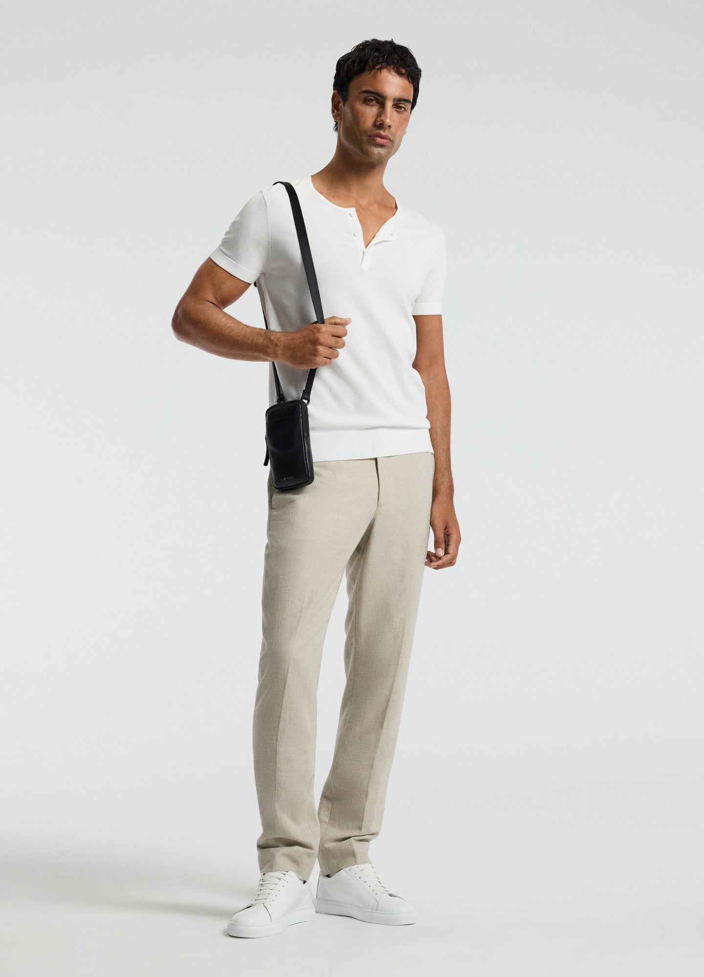 Short Sleeve Tech Henley Ivory