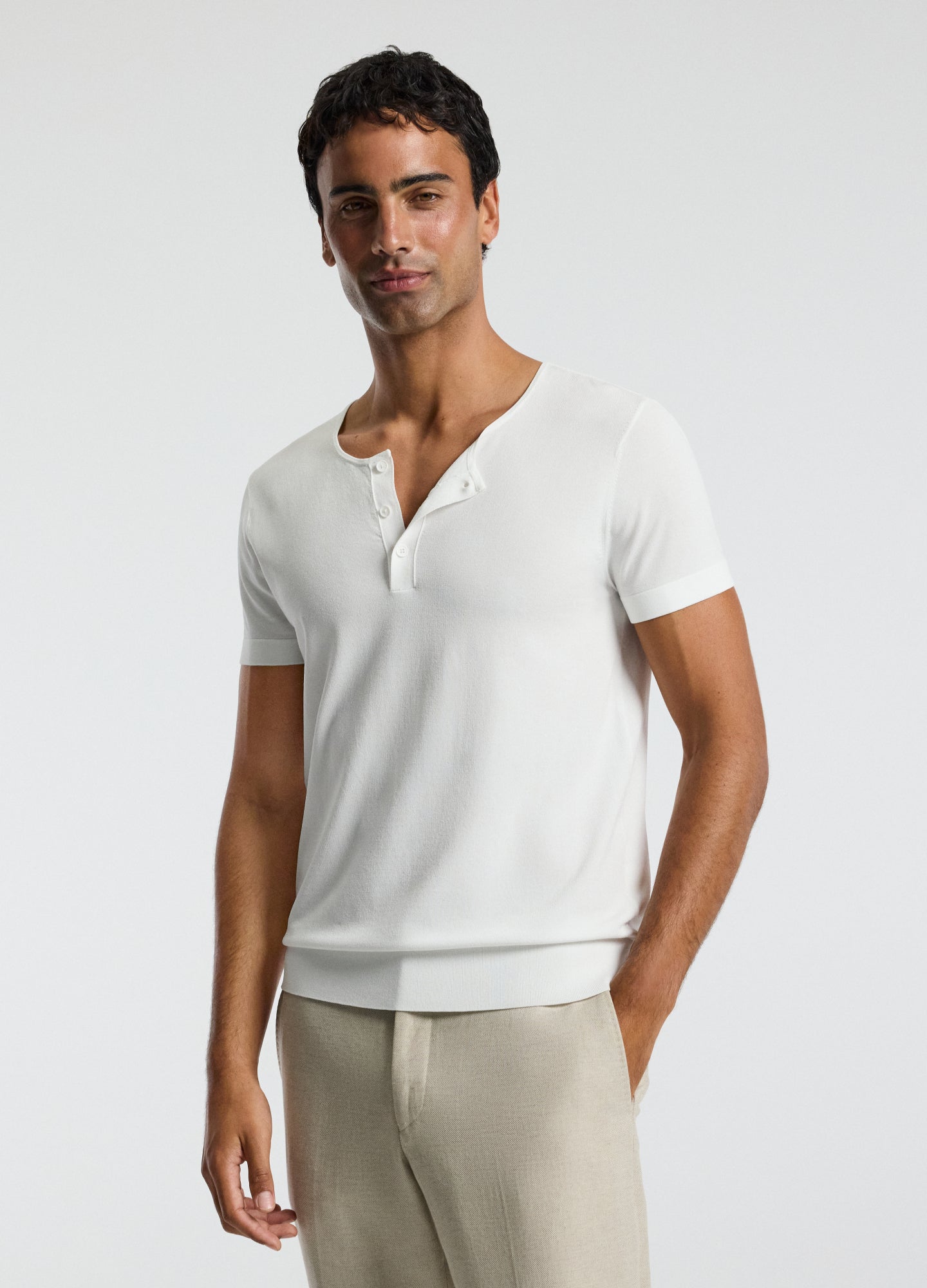 Short Sleeve Tech Henley Ivory