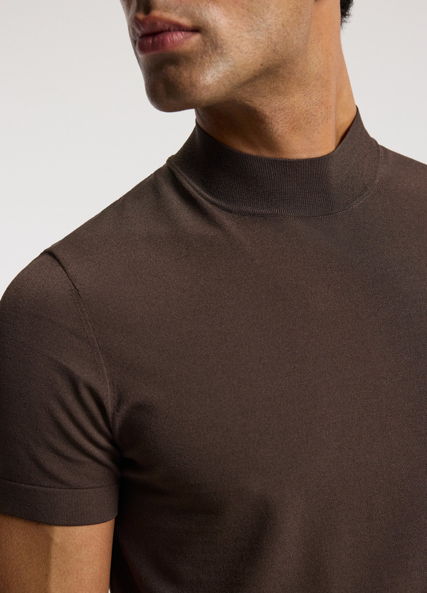 Slim Tech Knit T-shirt Mocha