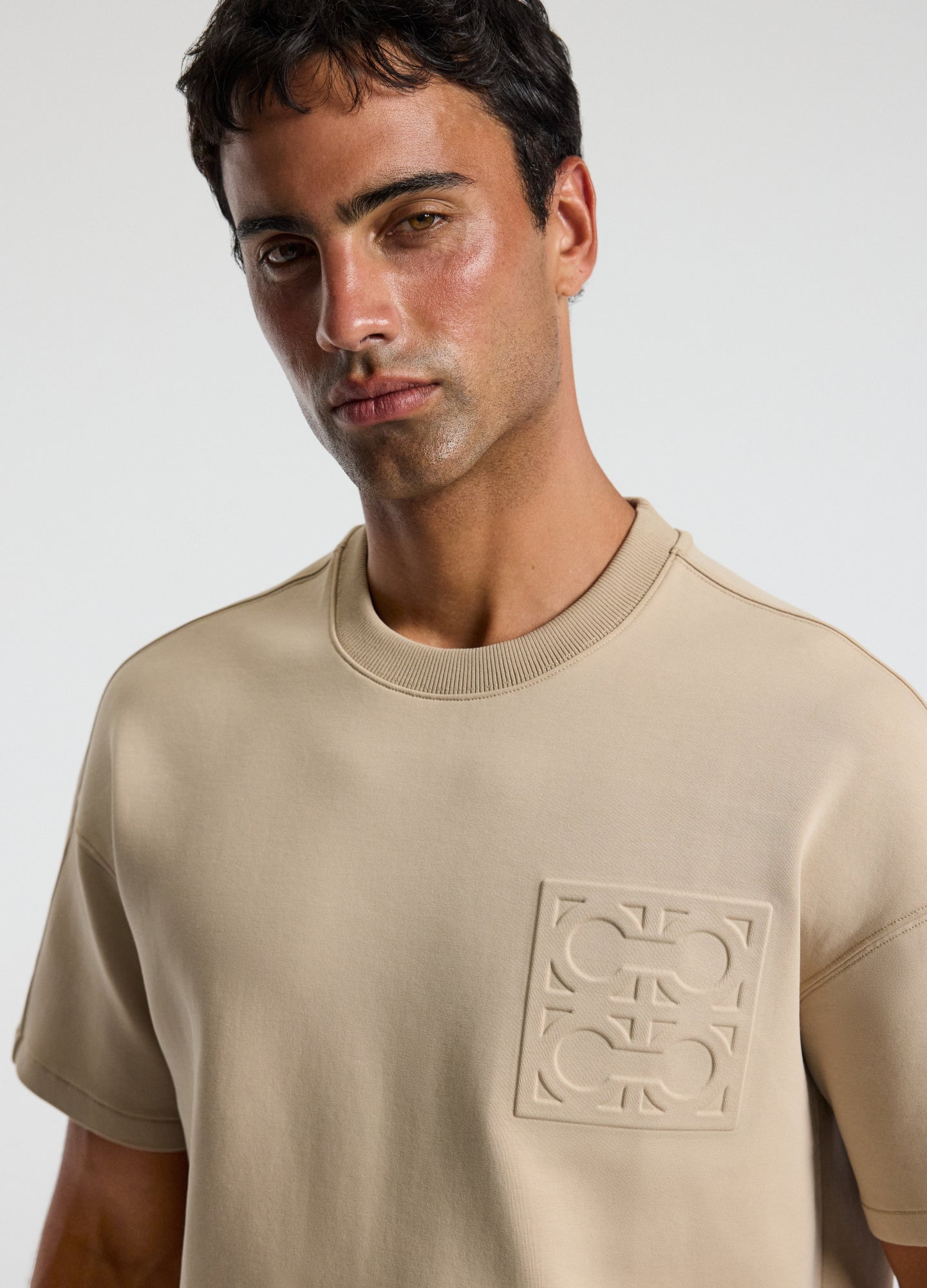 Embossed Logo Short Sleeve Sweat Top Dune