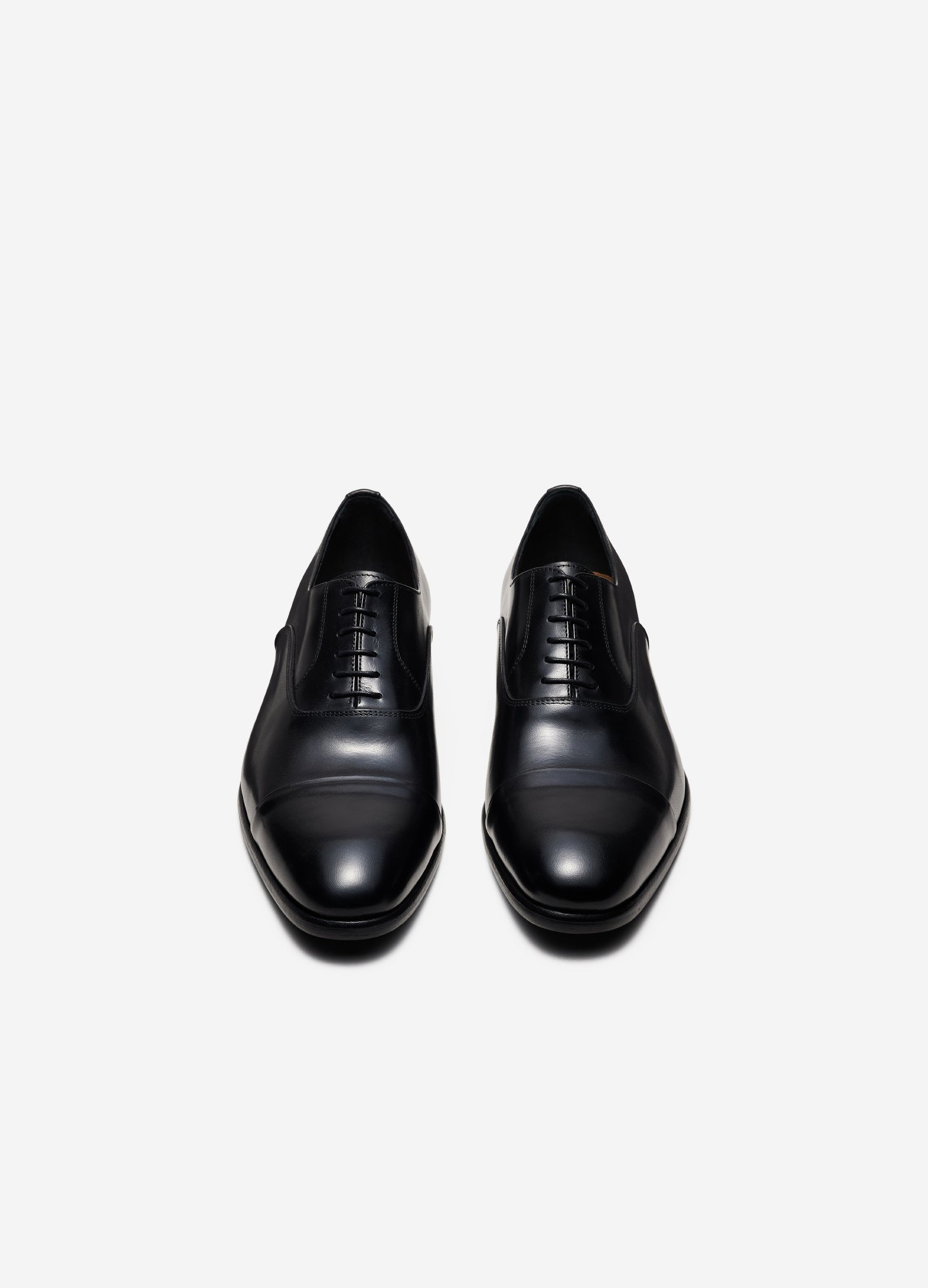 Toe Cap Oxford Shoe Black