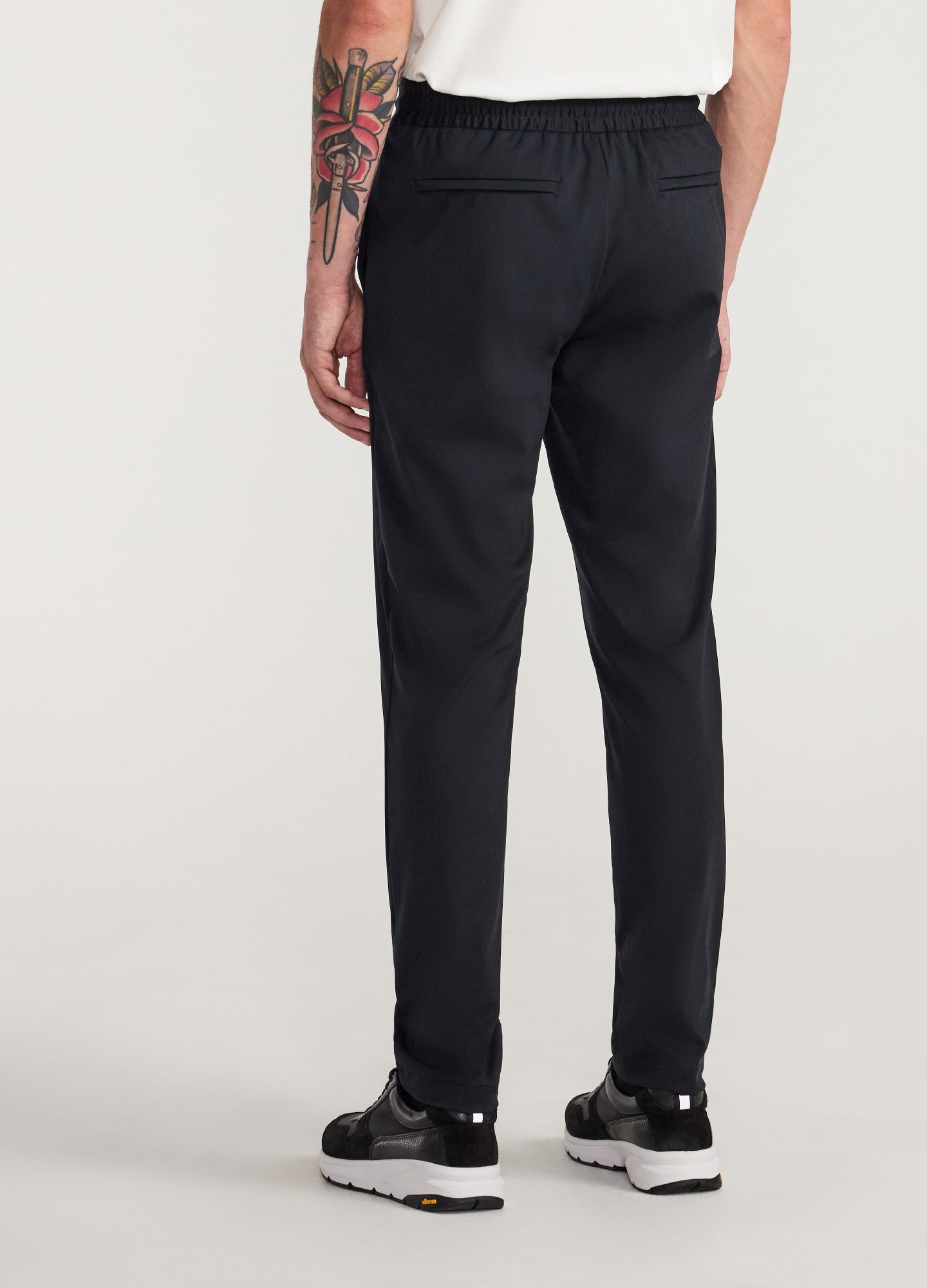 Performance Pintucked Pants Black