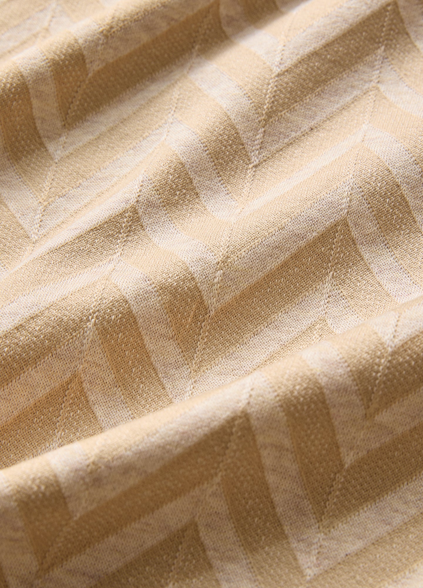 Relaxed Fit Chevron Polo Natural