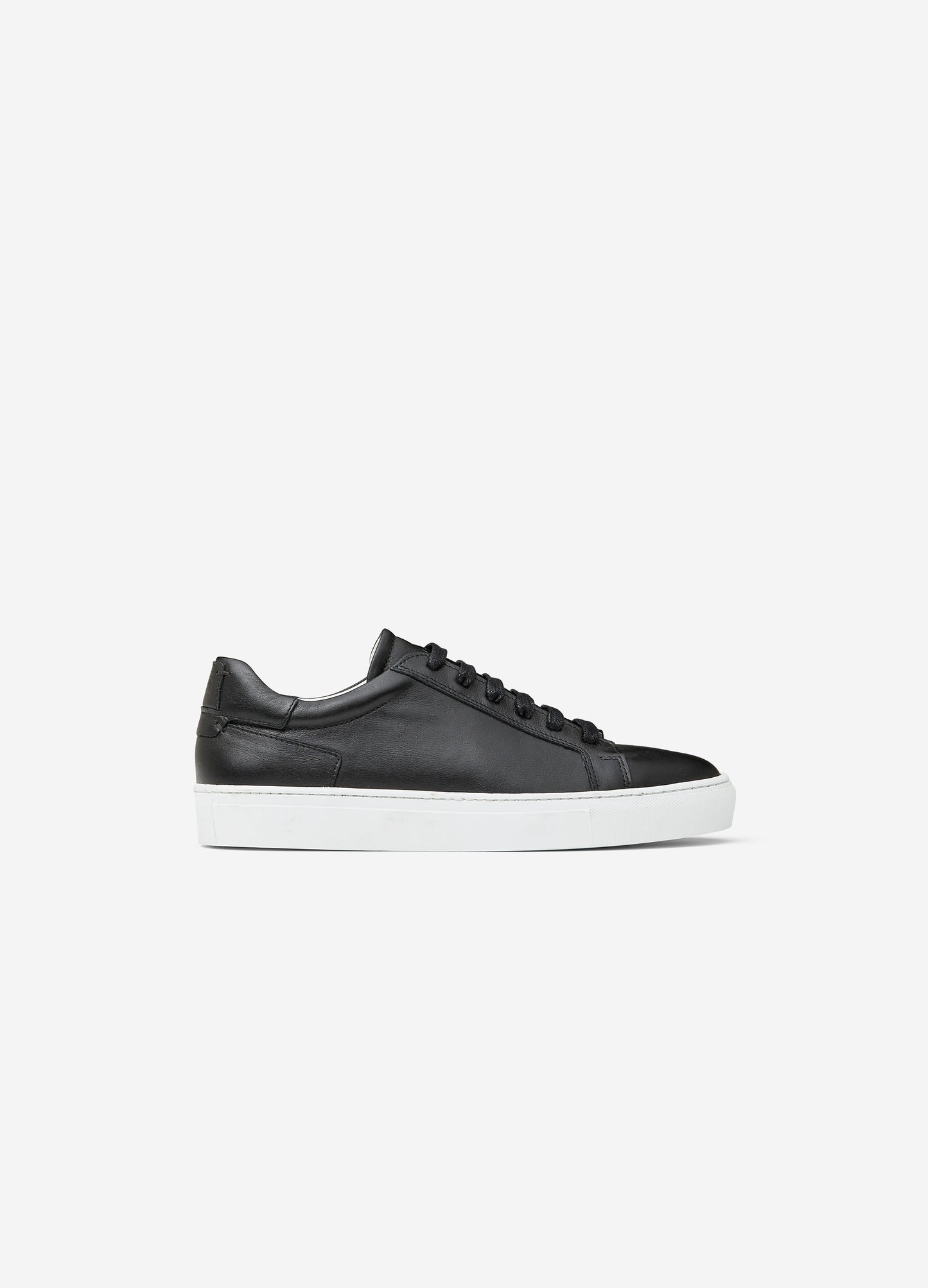 CAL Low-Top Sneaker Black